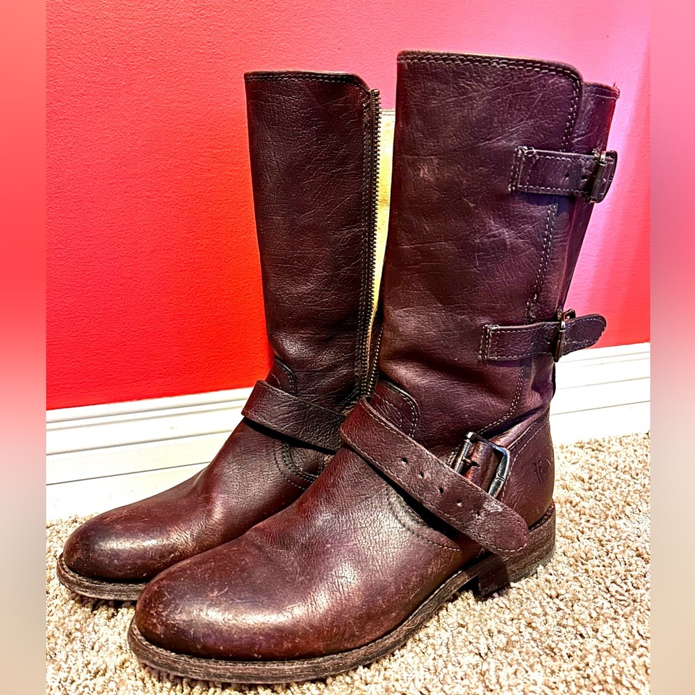 Women’s Tall Leather Buckle Boots in Dark Burgundy